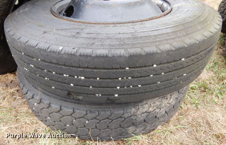 image for item DL6439 (9) tires and wheels
