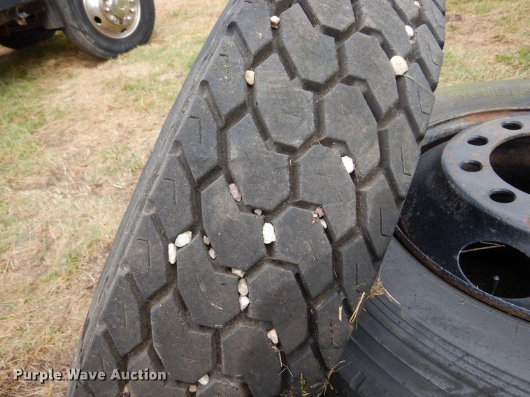 image for item DL6439 (9) tires and wheels