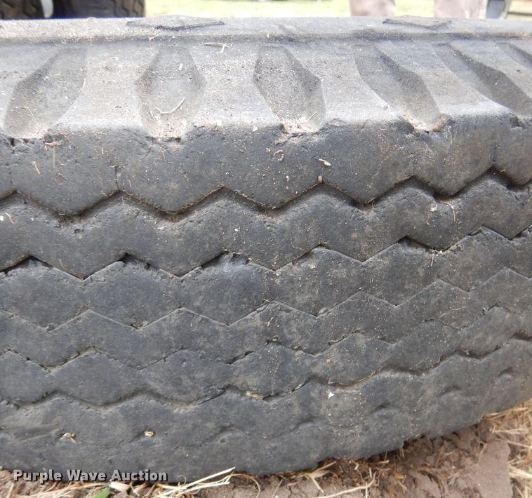 image for item DL6439 (9) tires and wheels