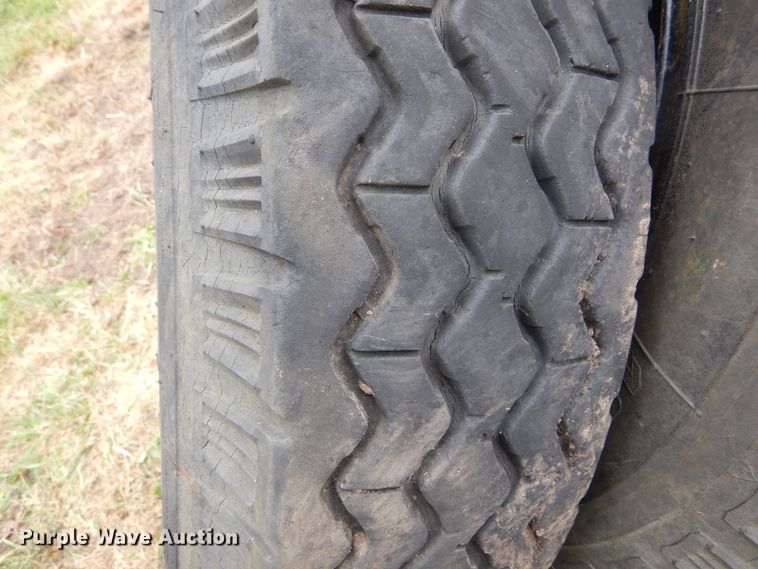 image for item DL6439 (9) tires and wheels