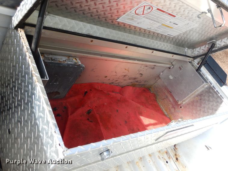 image for item DL6444 2005 GMC Canyon  pickup truck