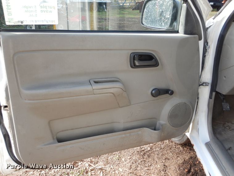 image for item DL6444 2005 GMC Canyon  pickup truck