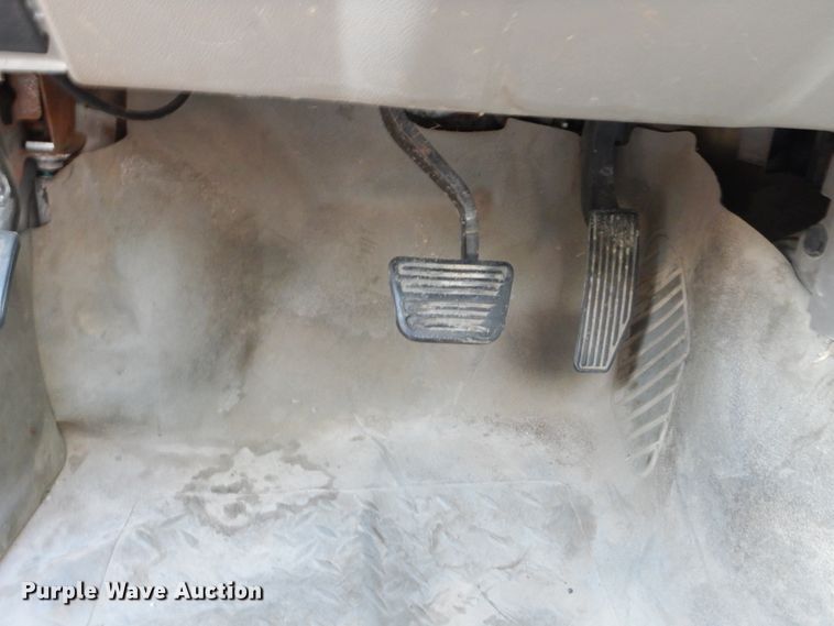 image for item DL6444 2005 GMC Canyon  pickup truck