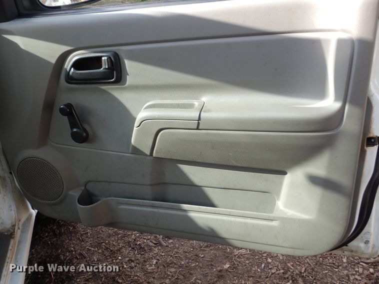 image for item DL6444 2005 GMC Canyon  pickup truck