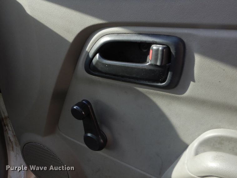 image for item DL6444 2005 GMC Canyon  pickup truck