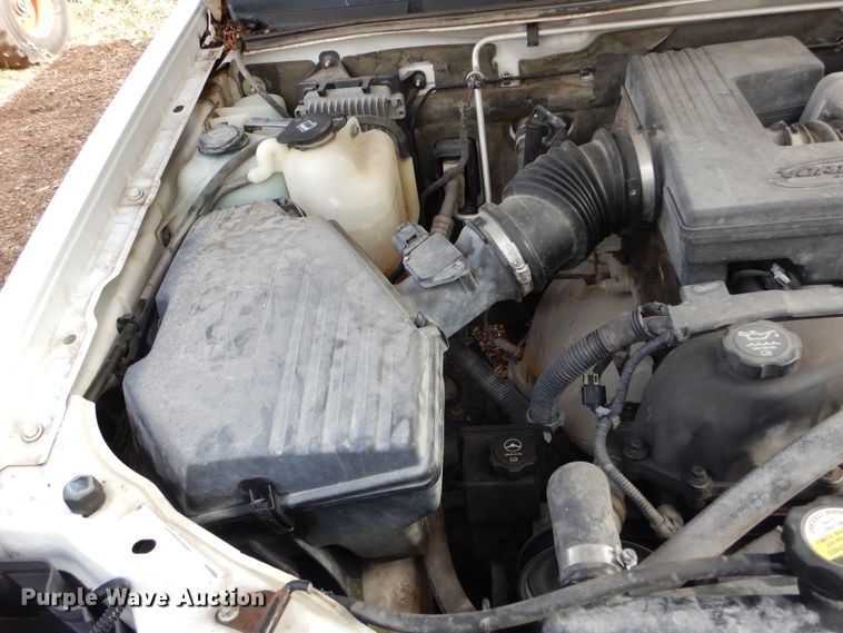 image for item DL6444 2005 GMC Canyon  pickup truck