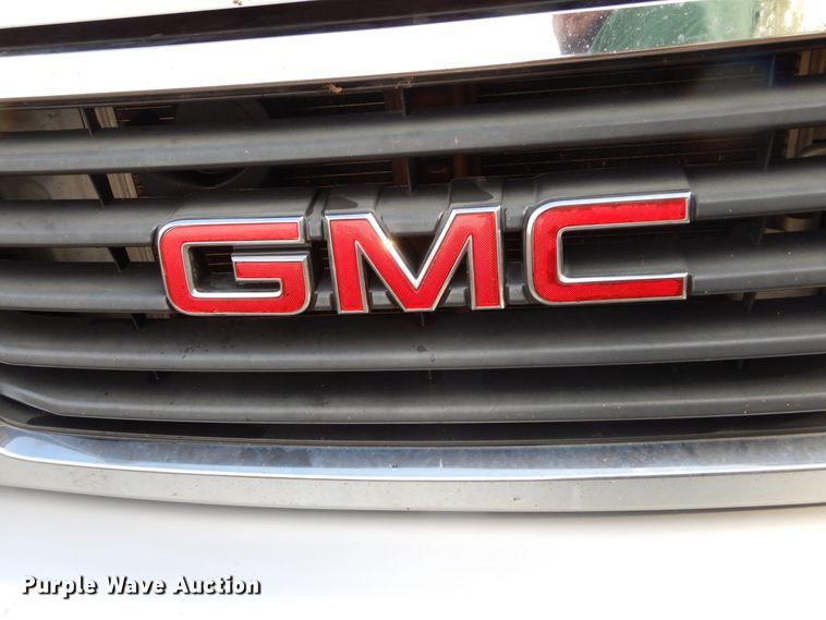 image for item DL6444 2005 GMC Canyon  pickup truck