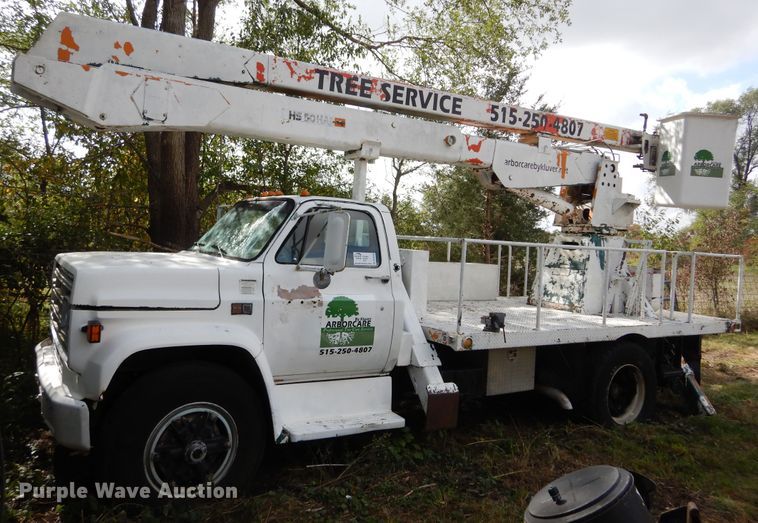 image for item DL6446 1986 GMC C7500  bucket truck