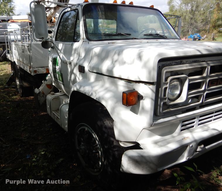 image for item DL6446 1986 GMC C7500  bucket truck