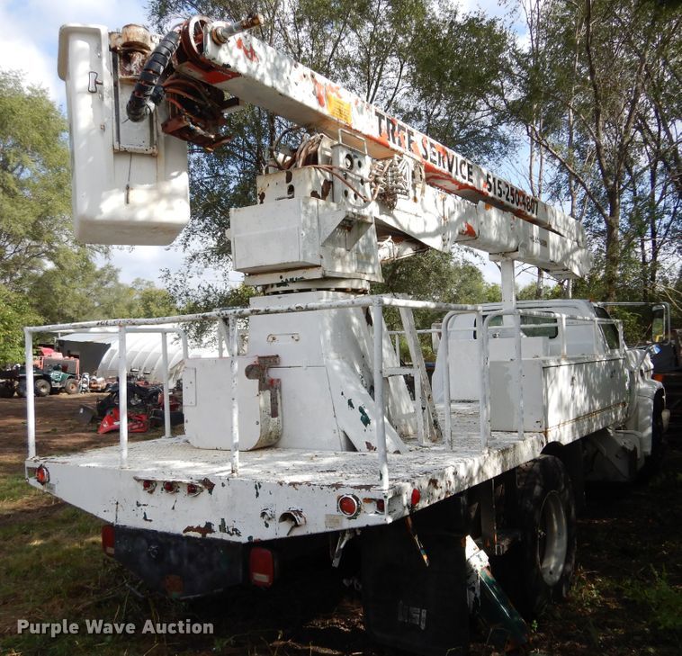 image for item DL6446 1986 GMC C7500  bucket truck