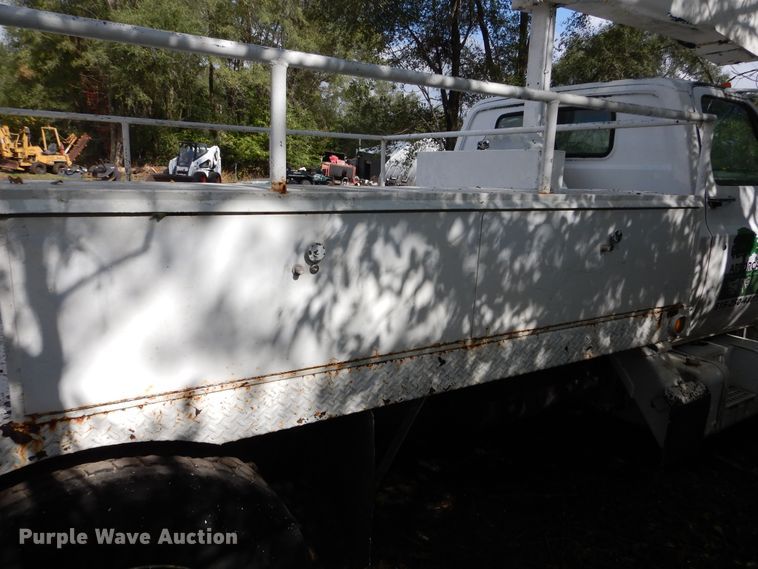 image for item DL6446 1986 GMC C7500  bucket truck