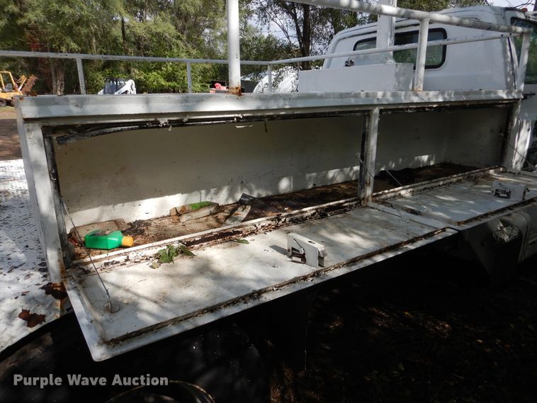 image for item DL6446 1986 GMC C7500  bucket truck