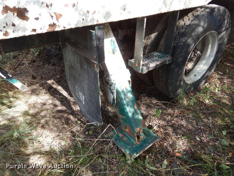 image for item DL6446 1986 GMC C7500  bucket truck