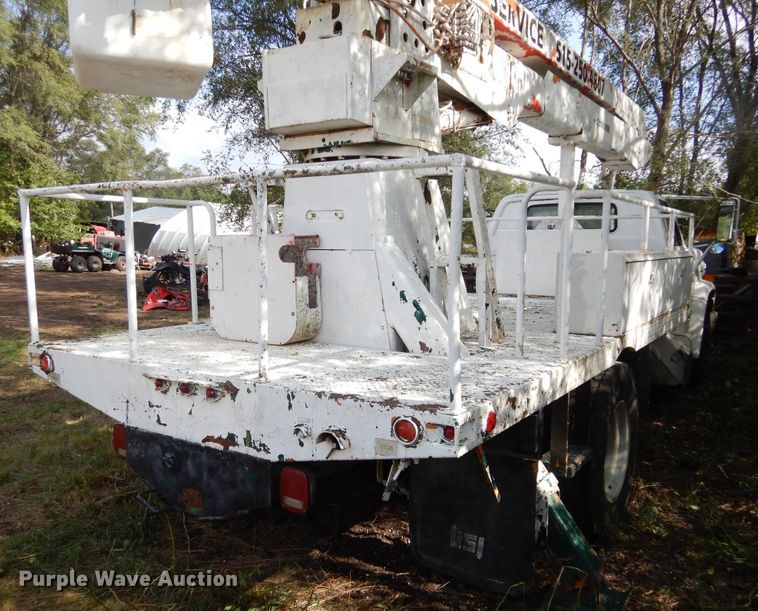 image for item DL6446 1986 GMC C7500  bucket truck