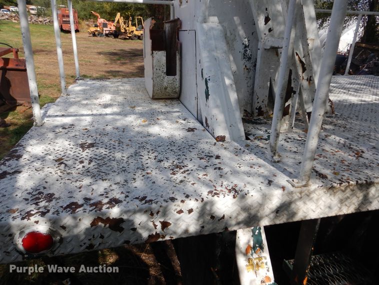 image for item DL6446 1986 GMC C7500  bucket truck