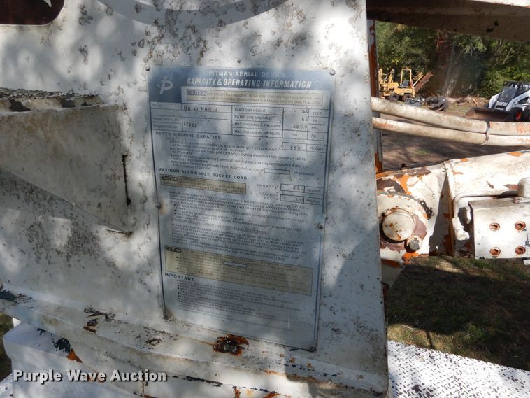 image for item DL6446 1986 GMC C7500  bucket truck