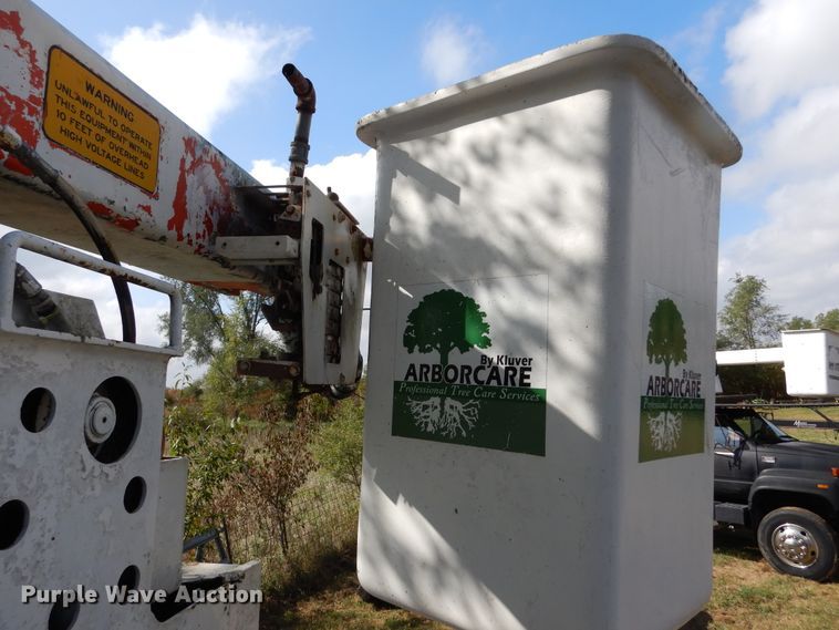 image for item DL6446 1986 GMC C7500  bucket truck