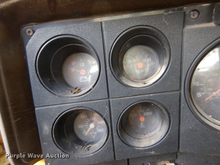 image for item DL6446 1986 GMC C7500  bucket truck