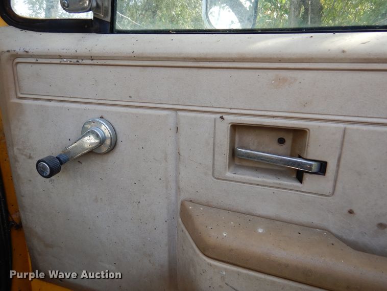 image for item DL6446 1986 GMC C7500  bucket truck