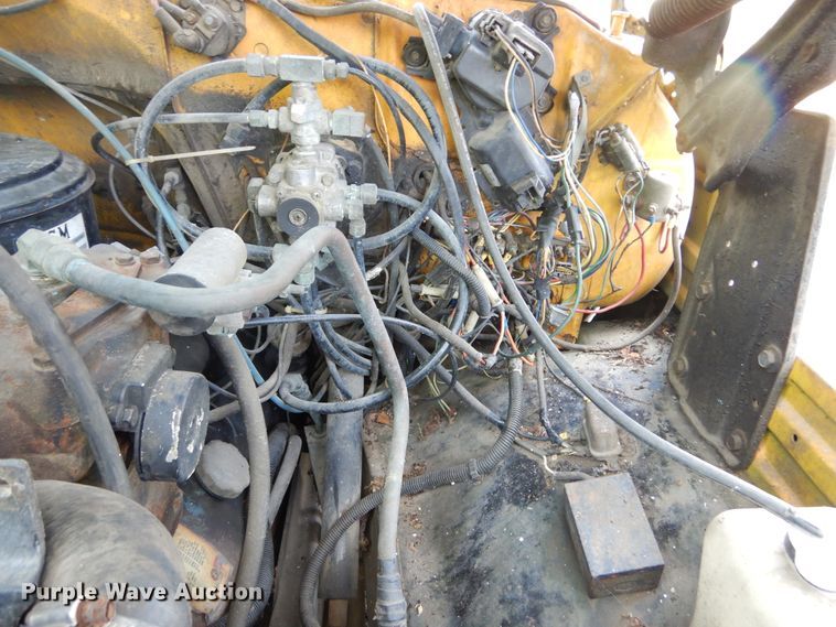 image for item DL6446 1986 GMC C7500  bucket truck