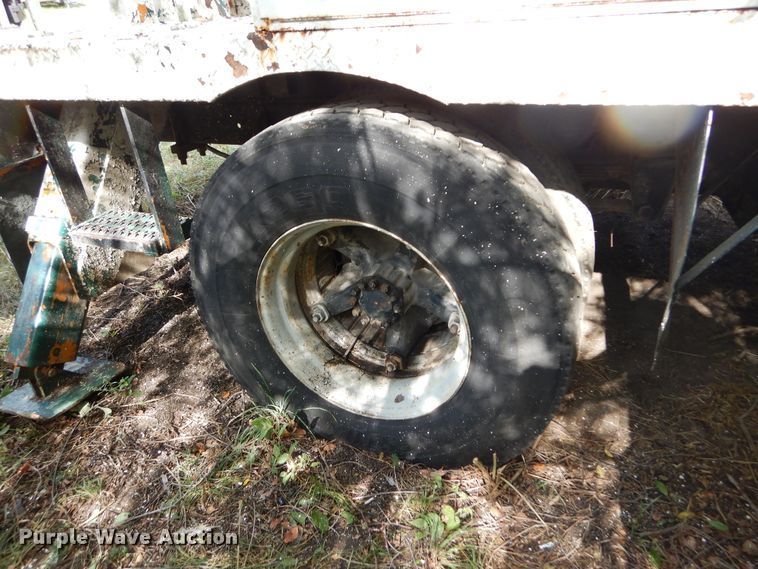 image for item DL6446 1986 GMC C7500  bucket truck