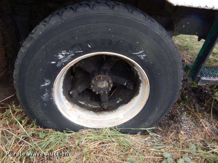 image for item DL6446 1986 GMC C7500  bucket truck