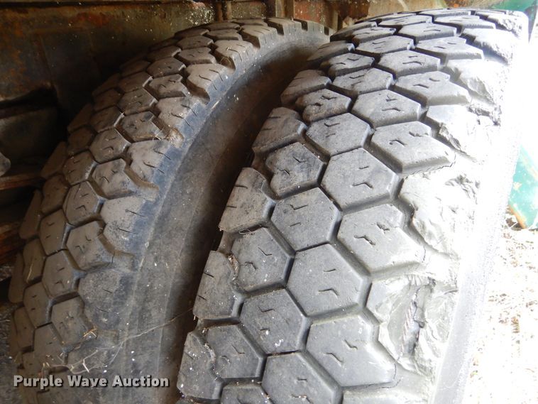 image for item DL6446 1986 GMC C7500  bucket truck