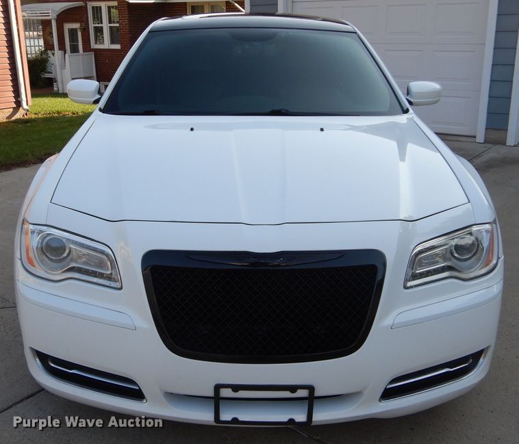 image for item DL6449 2014 Chrysler 300S
