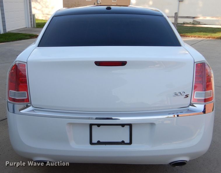 image for item DL6449 2014 Chrysler 300S