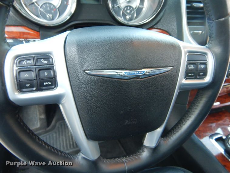 image for item DL6449 2014 Chrysler 300S