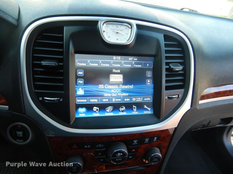 image for item DL6449 2014 Chrysler 300S