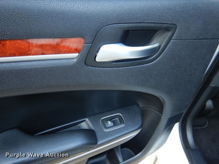 image for item DL6449 2014 Chrysler 300S