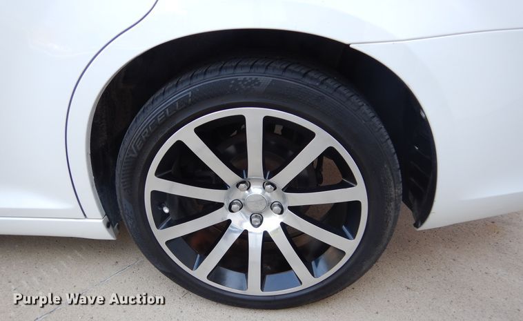 image for item DL6449 2014 Chrysler 300S