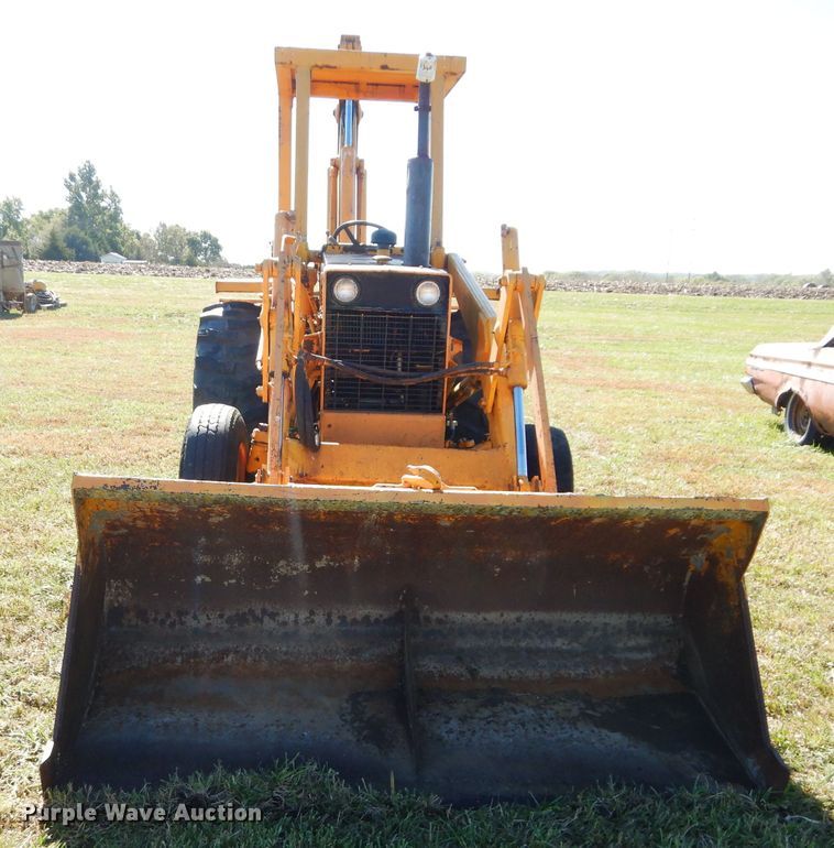 image for item DM0639 Case 580B  backhoe