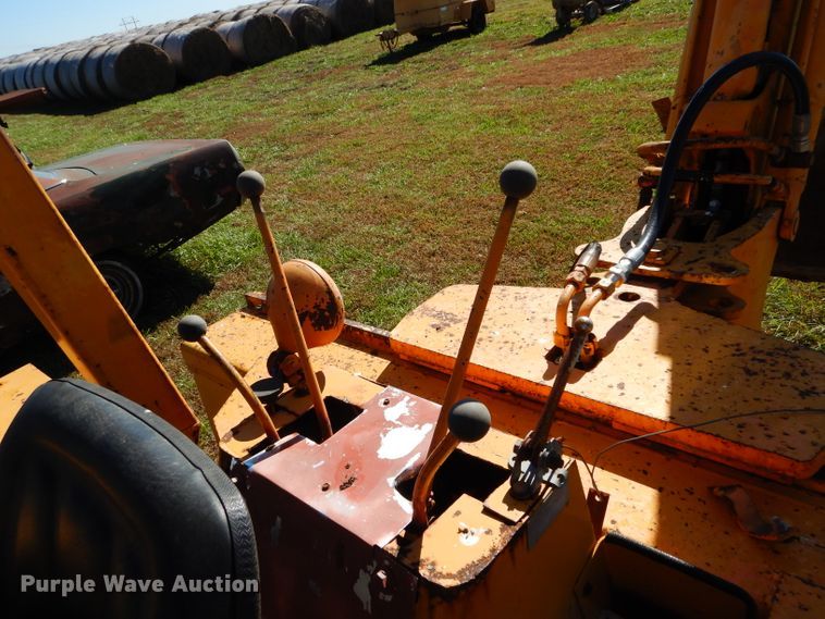 image for item DM0639 Case 580B  backhoe