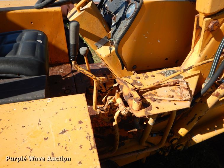 image for item DM0639 Case 580B  backhoe