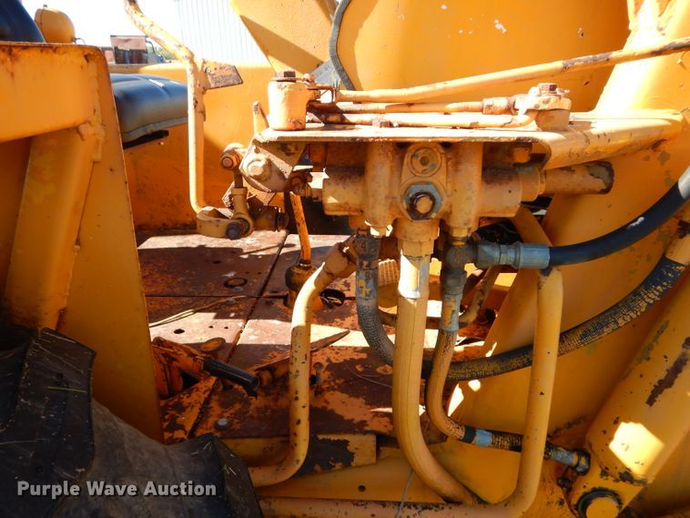 image for item DM0639 Case 580B  backhoe