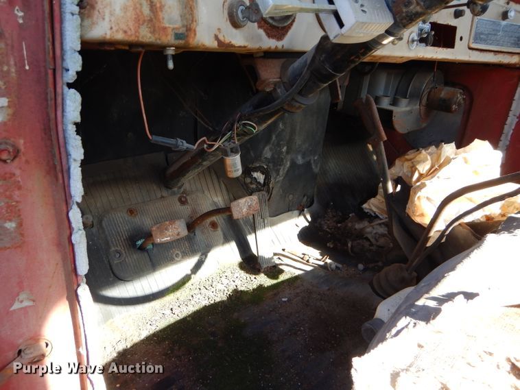 image for item DM0642 1956 International S162  dump flatbed truck