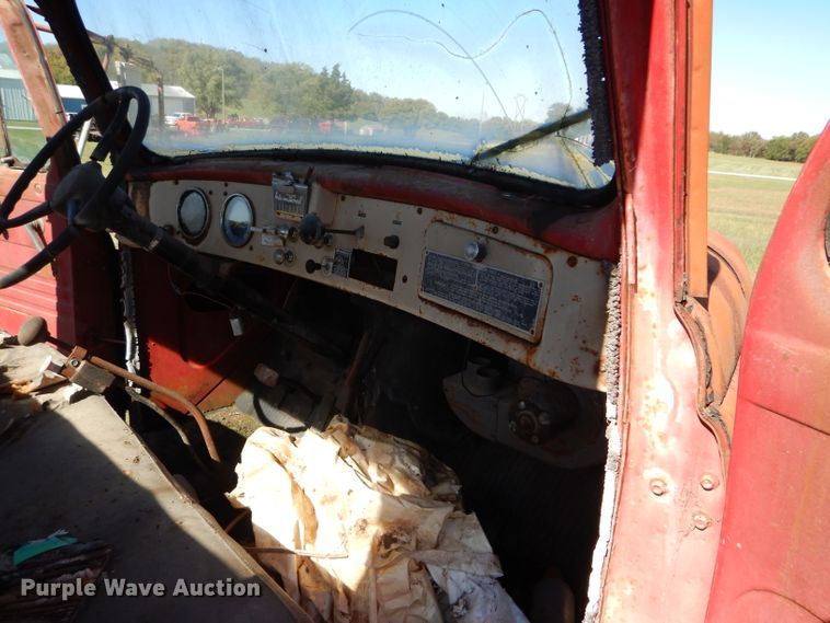 image for item DM0642 1956 International S162  dump flatbed truck