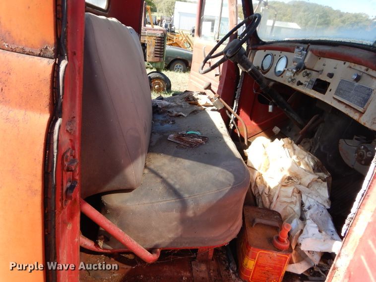 image for item DM0642 1956 International S162  dump flatbed truck