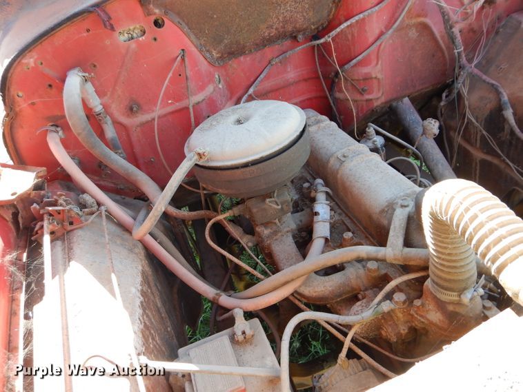 image for item DM0642 1956 International S162  dump flatbed truck