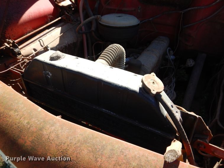 image for item DM0642 1956 International S162  dump flatbed truck