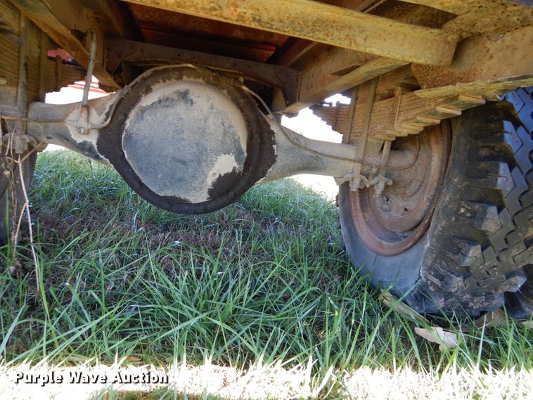 image for item DM0642 1956 International S162  dump flatbed truck