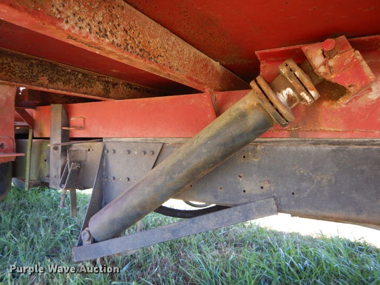 image for item DM0642 1956 International S162  dump flatbed truck