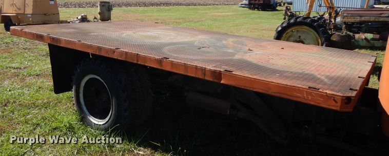 image for item DM0642 1956 International S162  dump flatbed truck