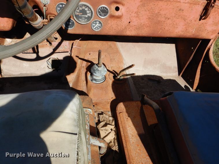 image for item DM0643 1952 Jeep Willys