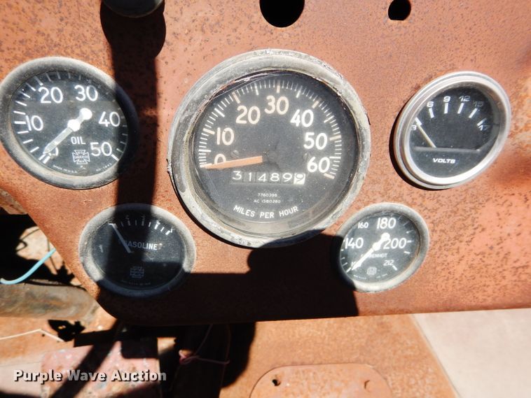 image for item DM0643 1952 Jeep Willys