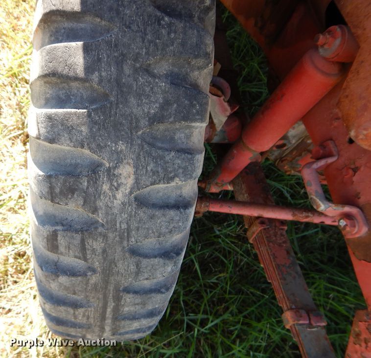 image for item DM0643 1952 Jeep Willys