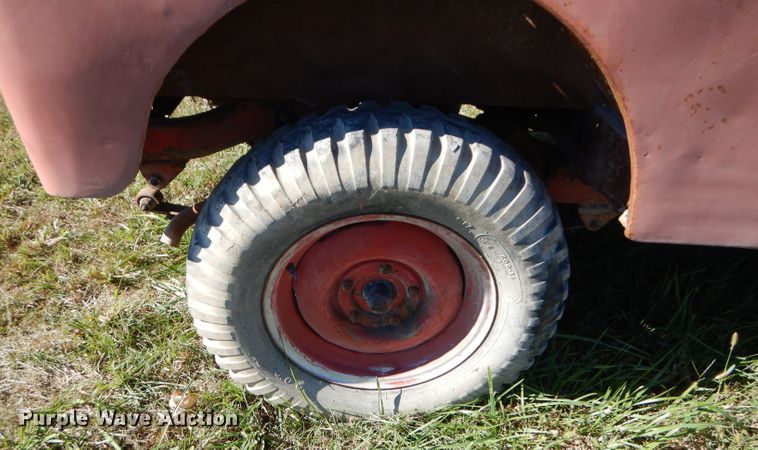 image for item DM0643 1952 Jeep Willys