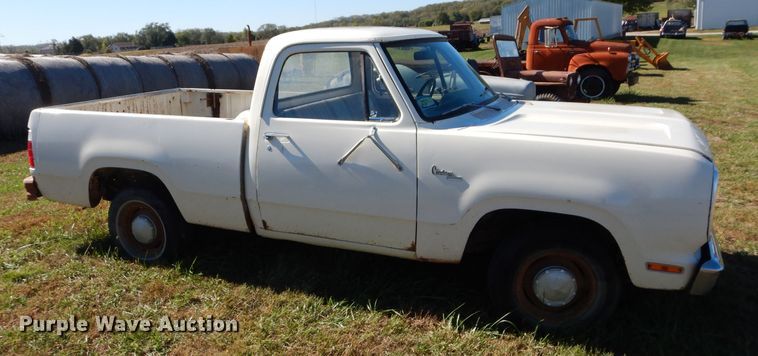 image for item DM0645 1978 Dodge 100  pickup truck